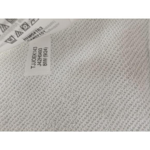 Tommy Hilfiger Sweatshirt Womens Medium Polar Bear Heart Crewneck Pullover Cute - Picture 7 of 13